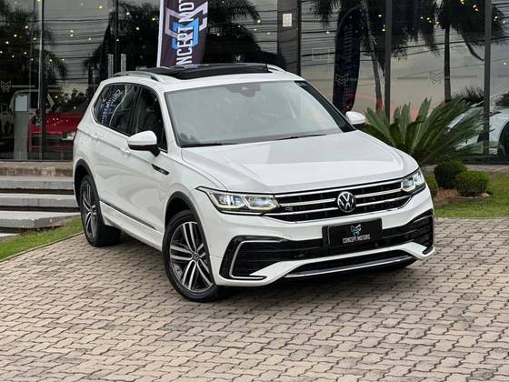 VOLKSWAGEN TIGUAN 2.0 300 TSI GASOLINA ALLSPACE R-LINE AUTOMÁTICO VOLKSWAGEN TIGUAN 2.0 300 TSI GASOLINA ALLSPACE R-LINE AUTOMÁTICO